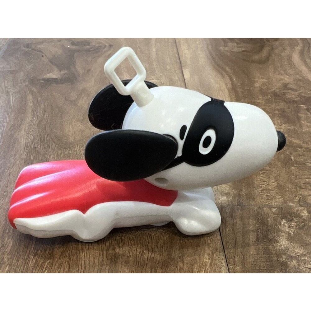 McDonald’s Happy Meal Toys Peanuts 2018 Snoopy #6 Masked Marvel Super 4”
